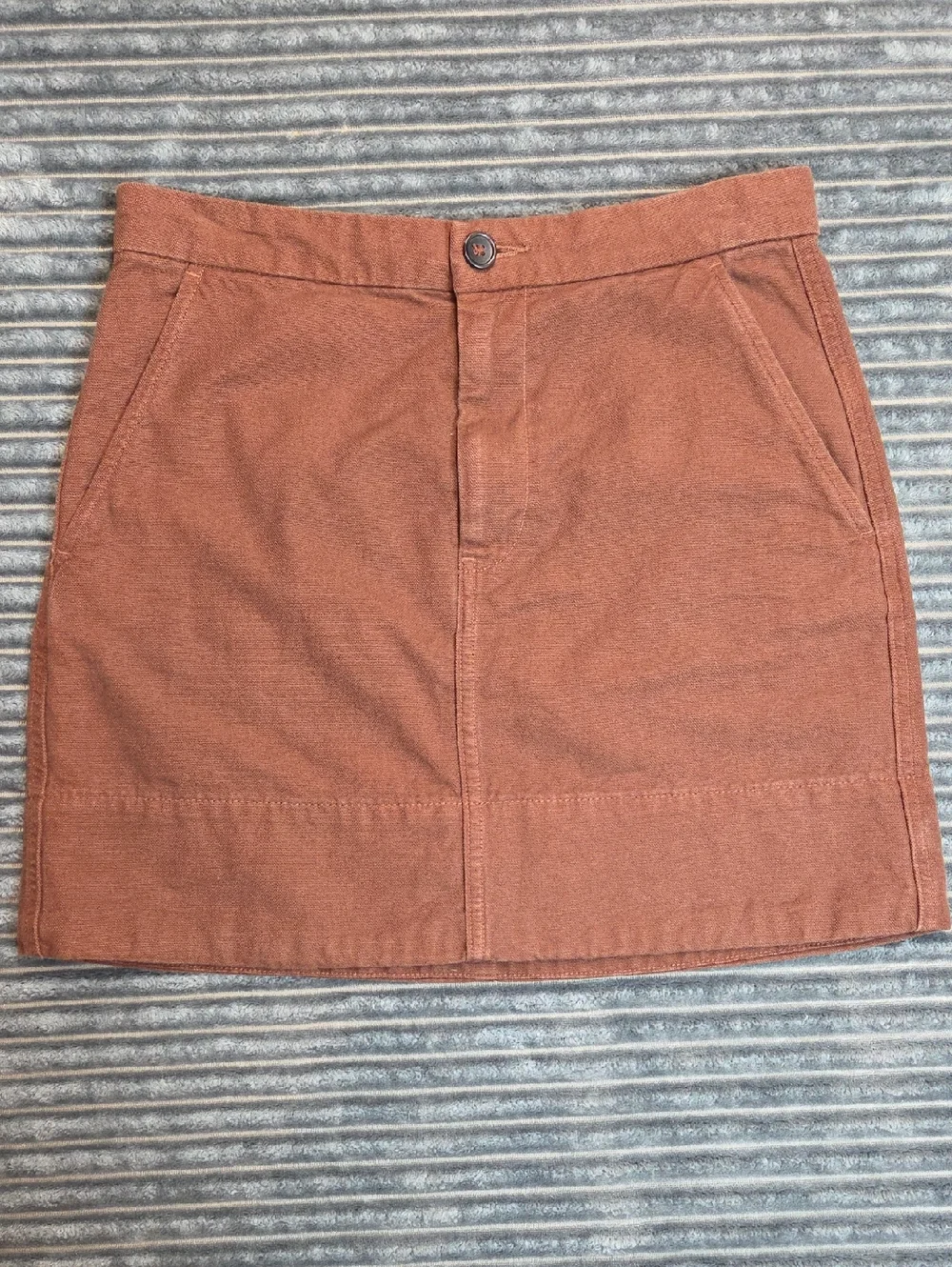 Everlane 100% Cotton Terracotta Mini Skirt with Front Button